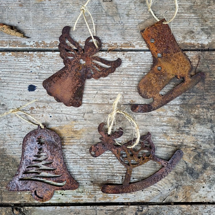 zawieszki na boże narodzenie metalowe