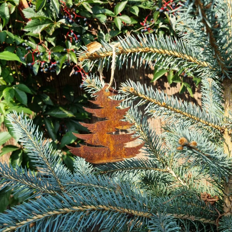 rustykalne ozdoby ogrodowe