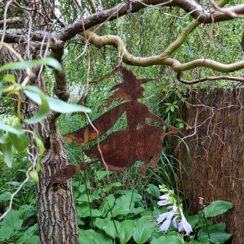 wiedźma do zawieszenia