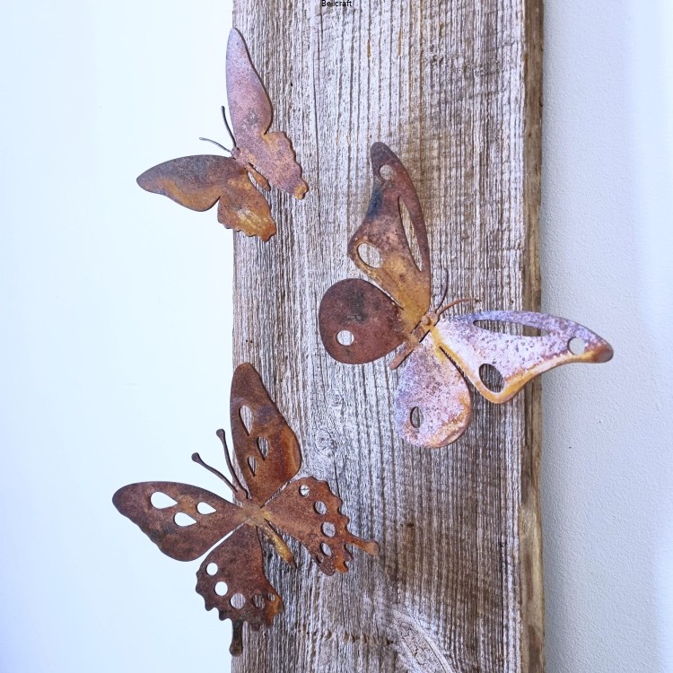 zestaw metalowych motyli