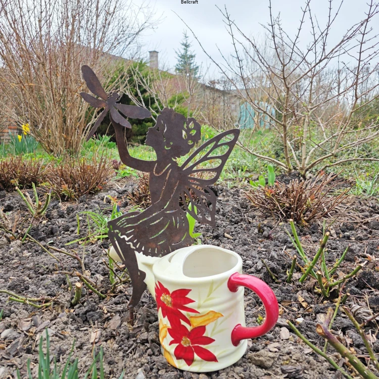 ozdoba ogrodowa wróżka.jpg