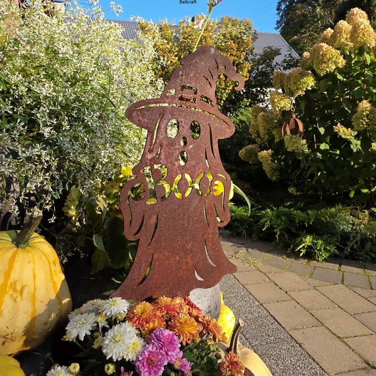 duszek z metalu na halloween.jpg
