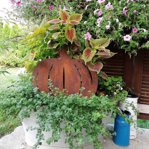 Dynia - metalowa ozdoba do jesiennego ogrodu