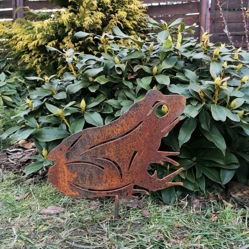Żaba - dekoracja ogrodowa z rdzą