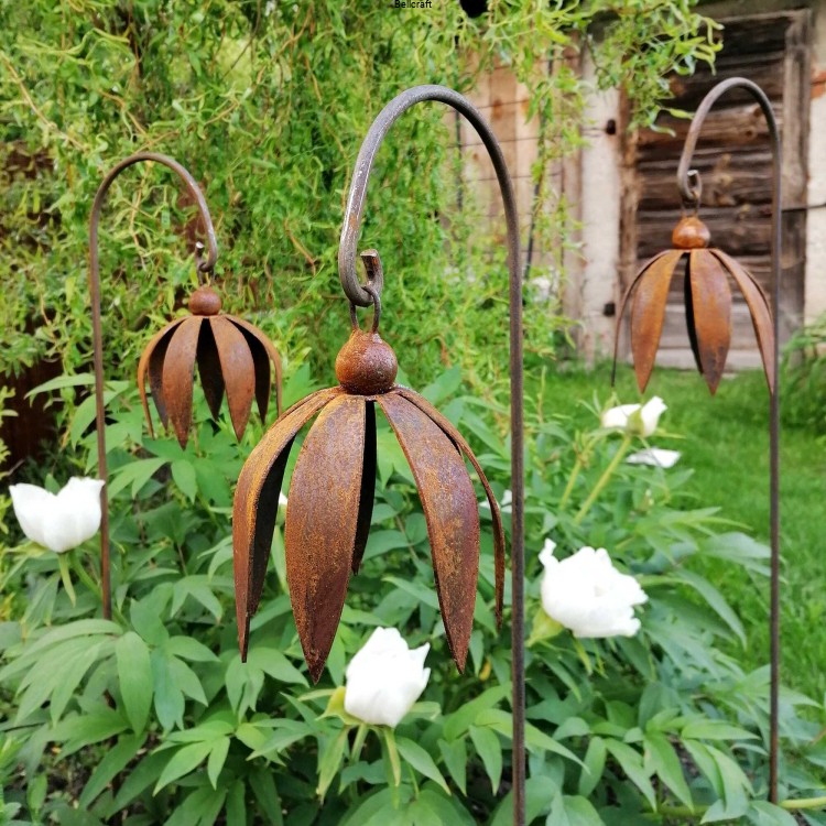 Jeżówka - wiszący metalowy kwiat