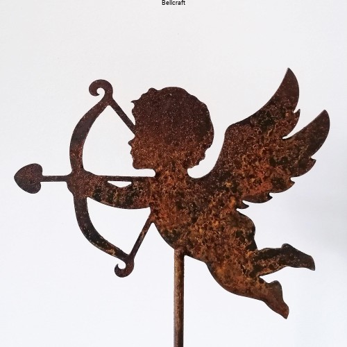 Amor - dekoracja ogrodowa z metalu