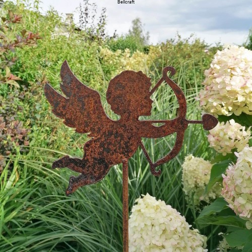 Amor - dekoracja ogrodowa z metalu