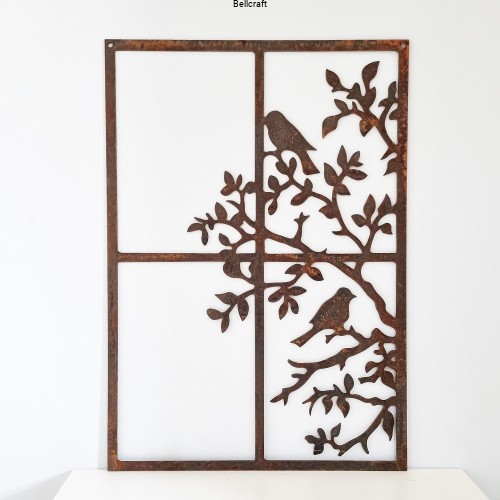 Okno z widokiem - dekoracja malowana rdzą