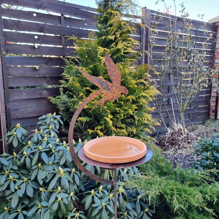 Poidełko dla ptaków z ceramiczną podstawką