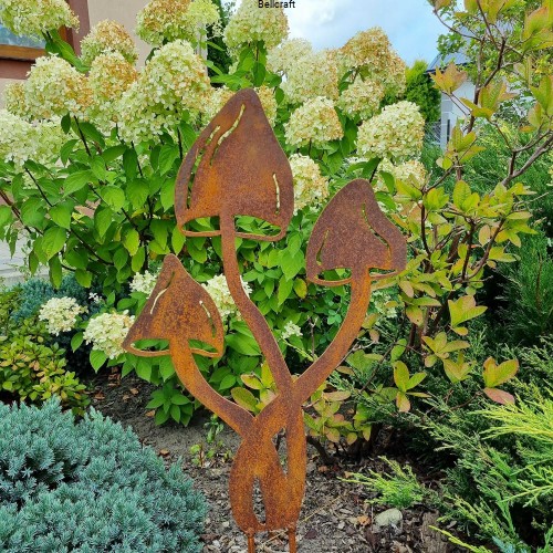 Grzybki - ogrodowa dekoracja z rdzą