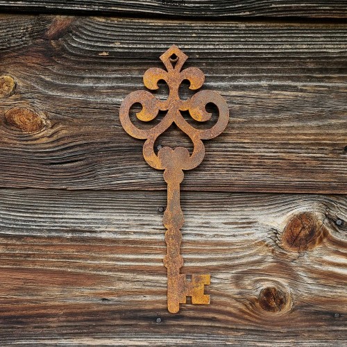 Klucz vintage - dekoracja malowana rdzą